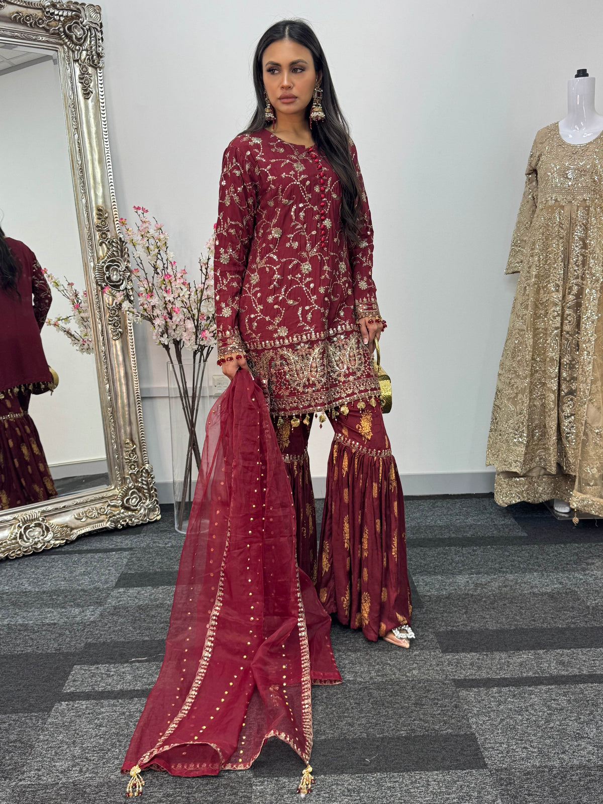 “Dulhan” - Maroon Garara - Rang de Boutique