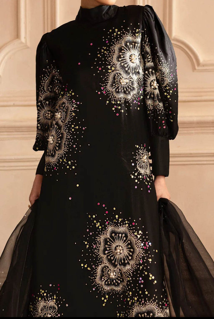 Vanya -  Black - L