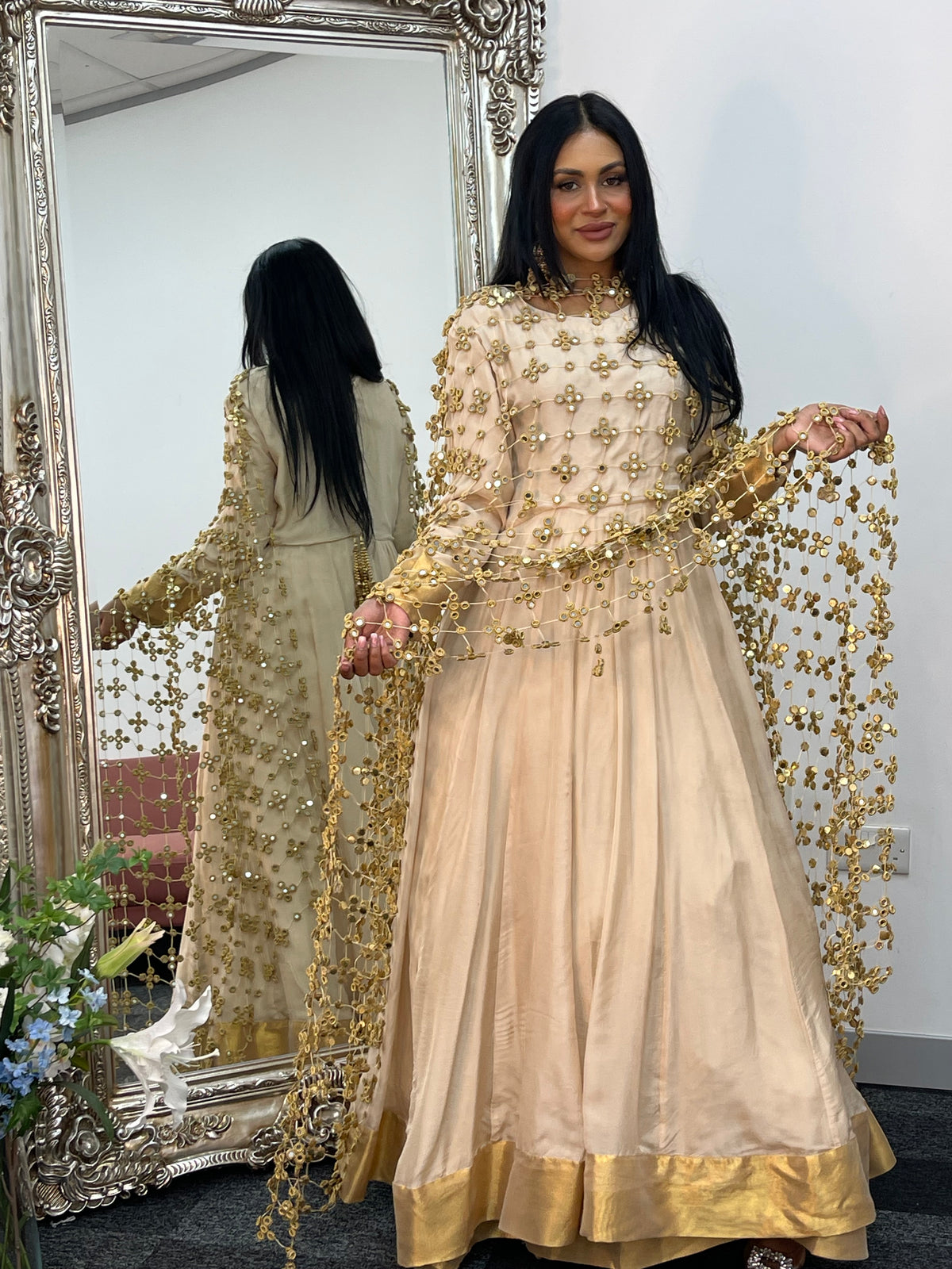 (Preorder 4-5 weeks) Posheeda Sheesh Dupatta with MAXI DRESS- Poshida Mirror Dupata -