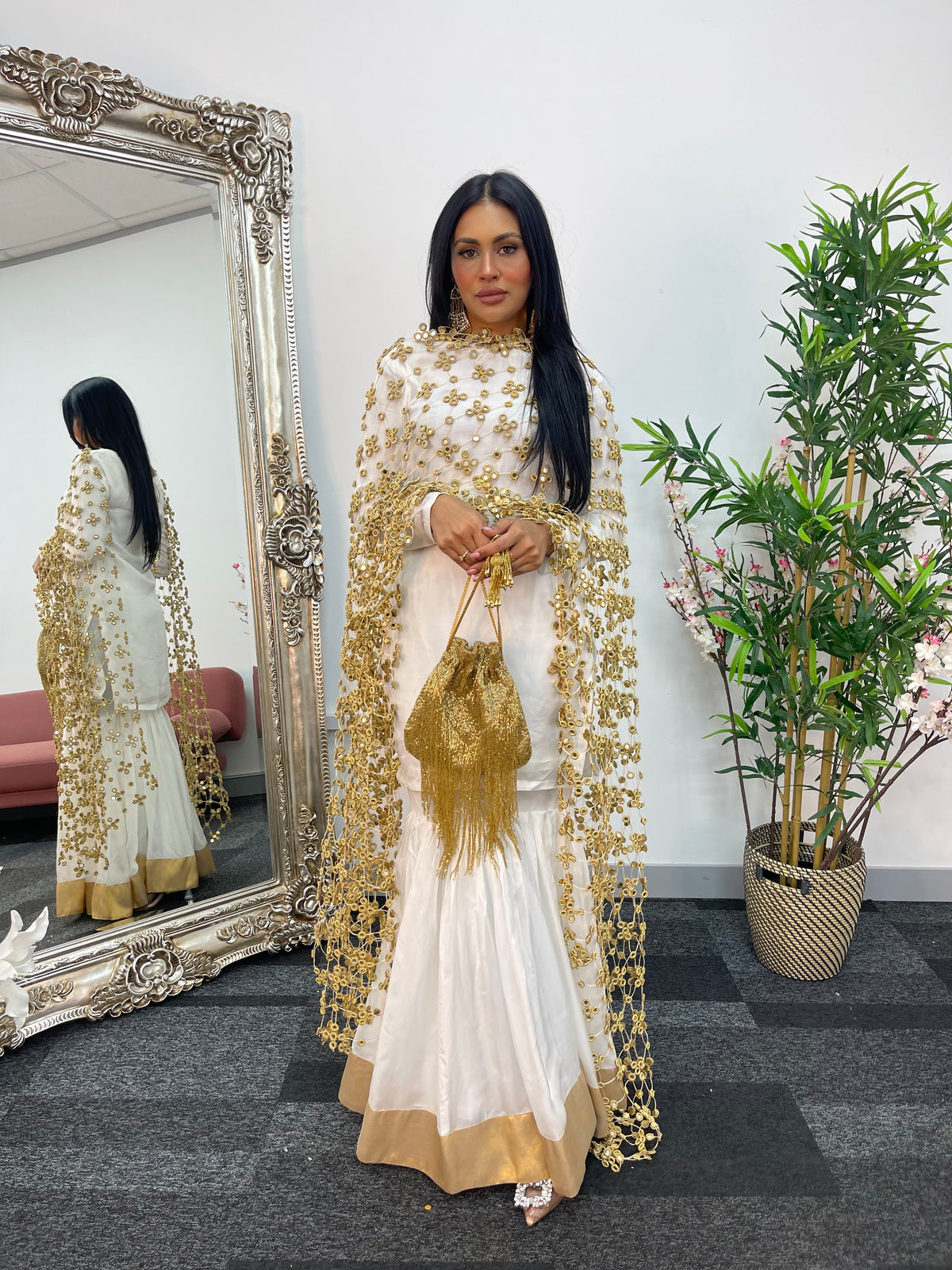 (Preorder 4-5 weeks)  Posheeda Sheesh Dupatta- GARARA SET - Poshida Mirror Dupata -B