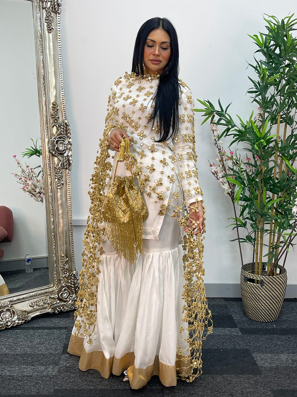 (Preorder 4-5 weeks)  Posheeda Sheesh Dupatta- GARARA SET - Poshida Mirror Dupata -B