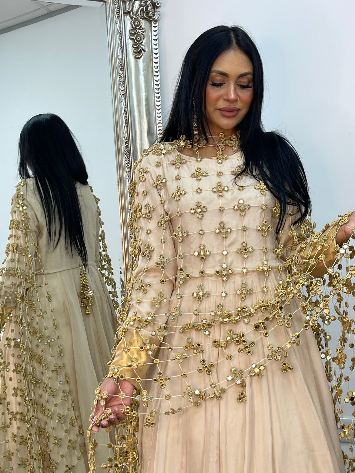 (Preorder 4-5 weeks) Posheeda Sheesh Dupatta with MAXI DRESS- Poshida Mirror Dupata -