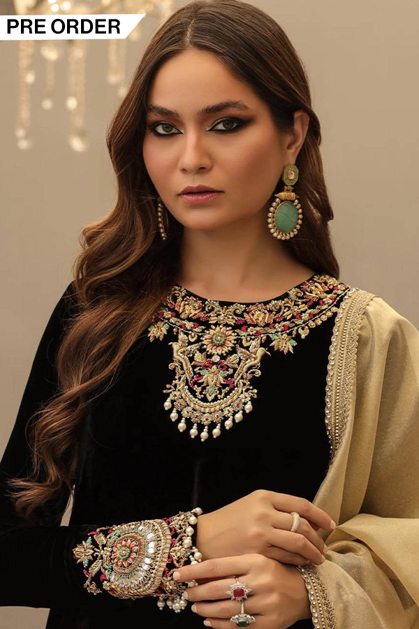 (Preorder 3/4 weeks) “sawan” - Black Velvet -