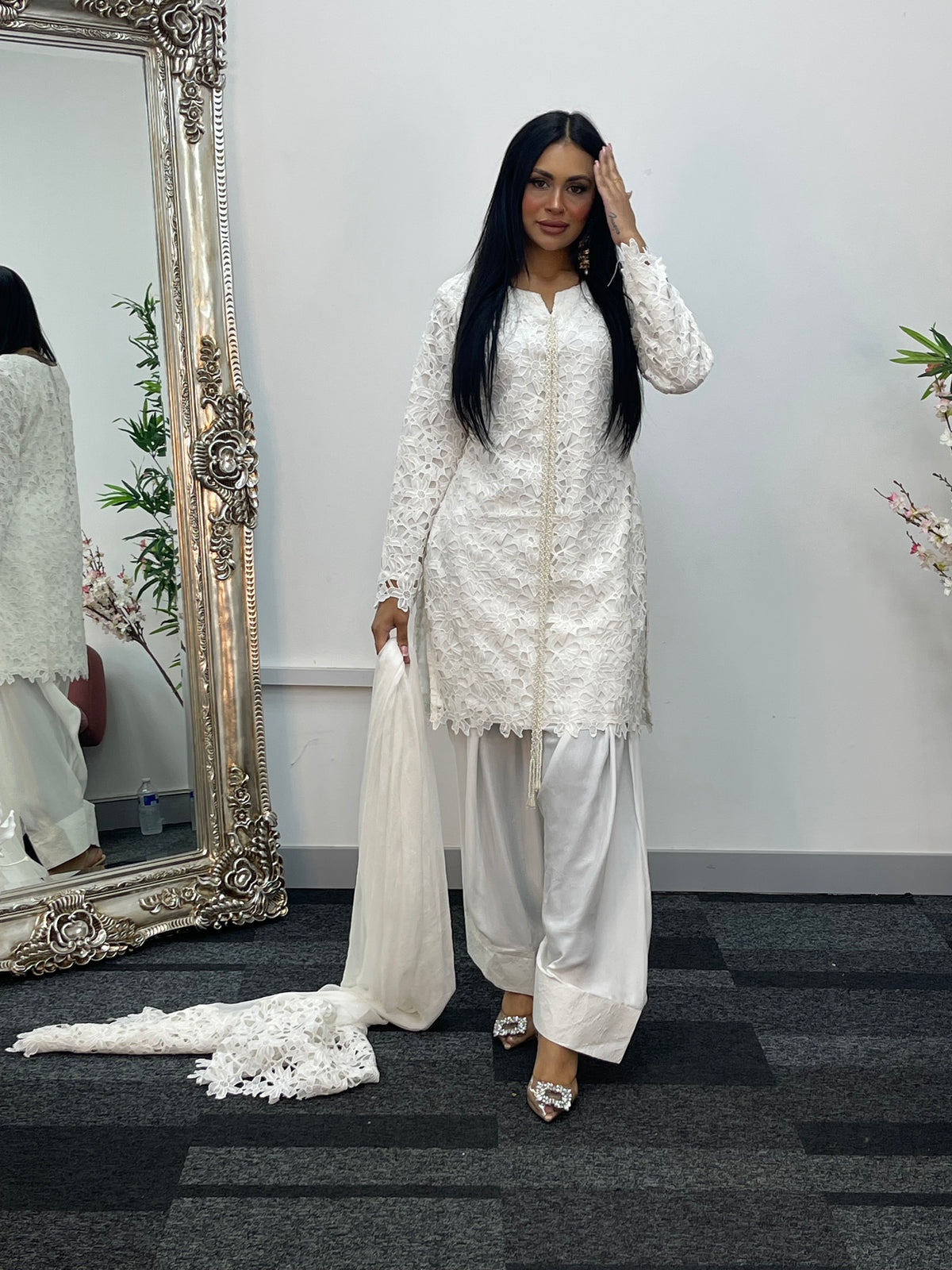 Naaz - White -G