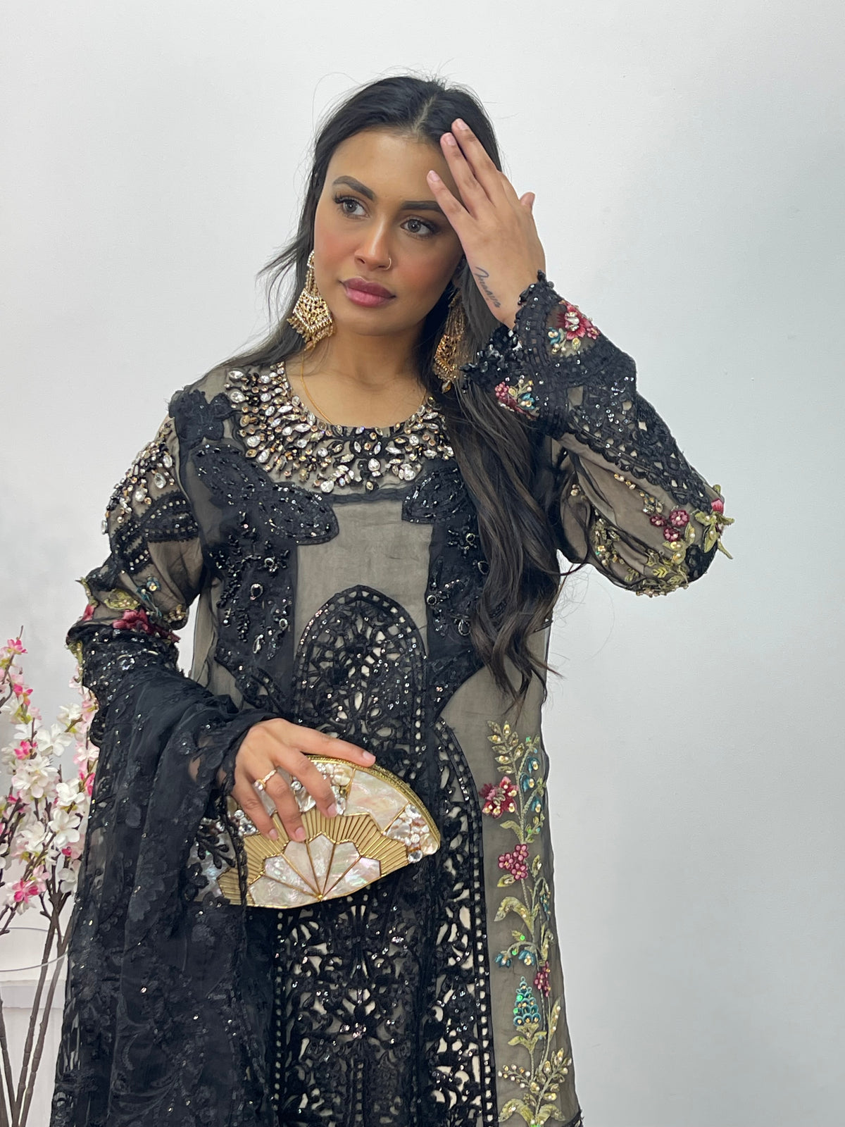 Nagin - Black - R