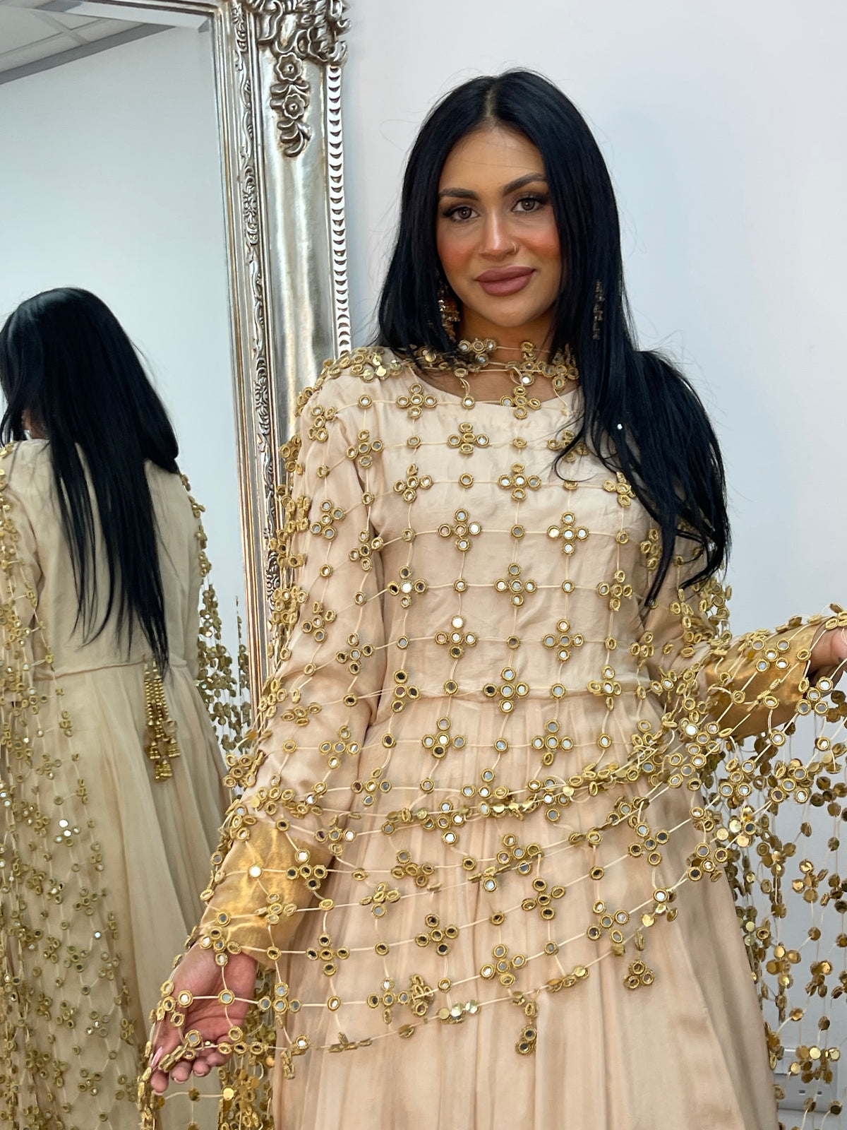 (Preorder 4-5 weeks) Posheeda Sheesh Dupatta with MAXI DRESS- Poshida Mirror Dupata -