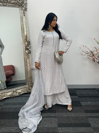 (Preorder 3 weeks) Chaandni Raatain
