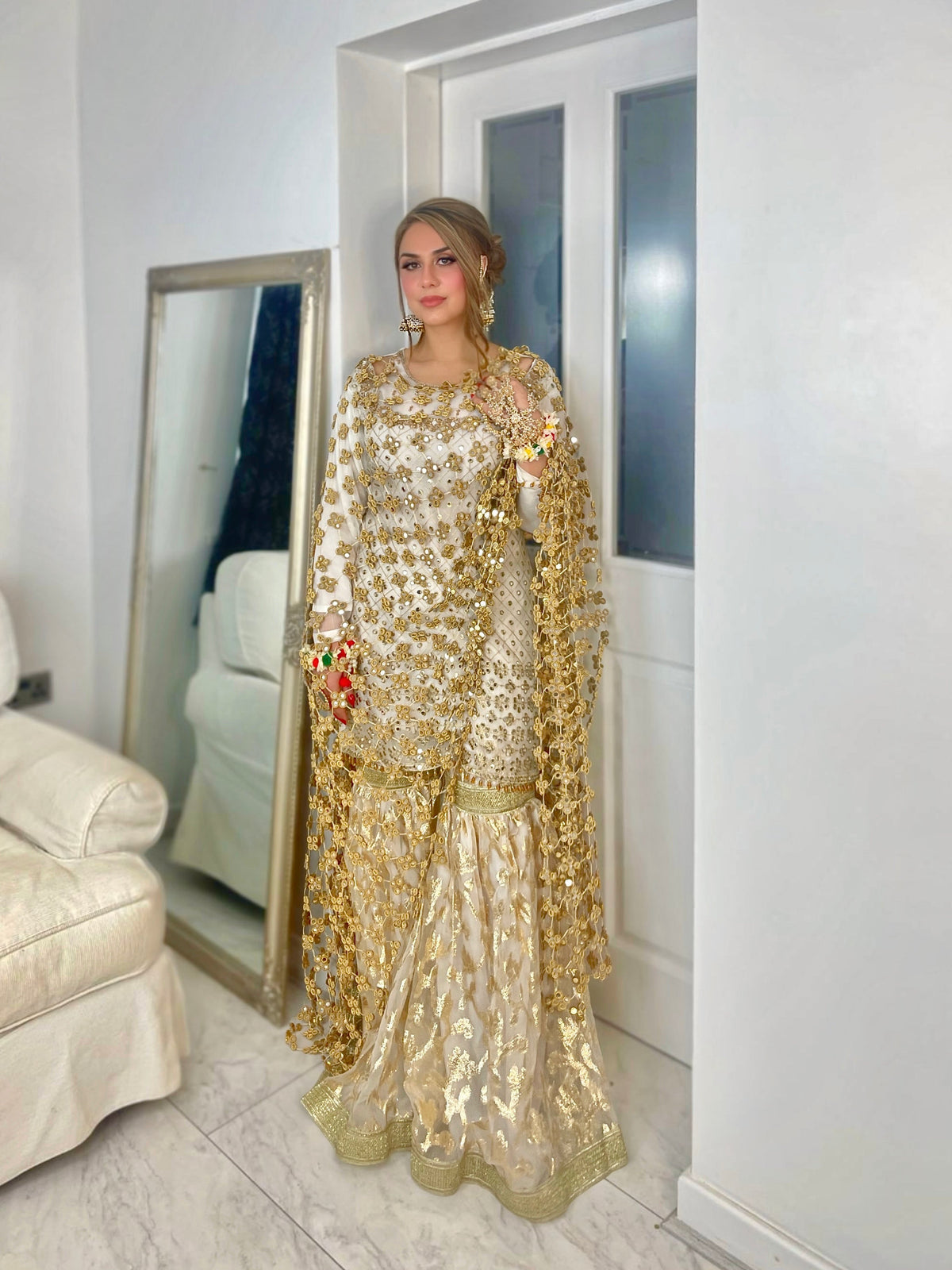 (Preorder 3/4weeks) BRIDAL- Posheeda Sheesh Dupatta - Poshida Mirror Dupata -