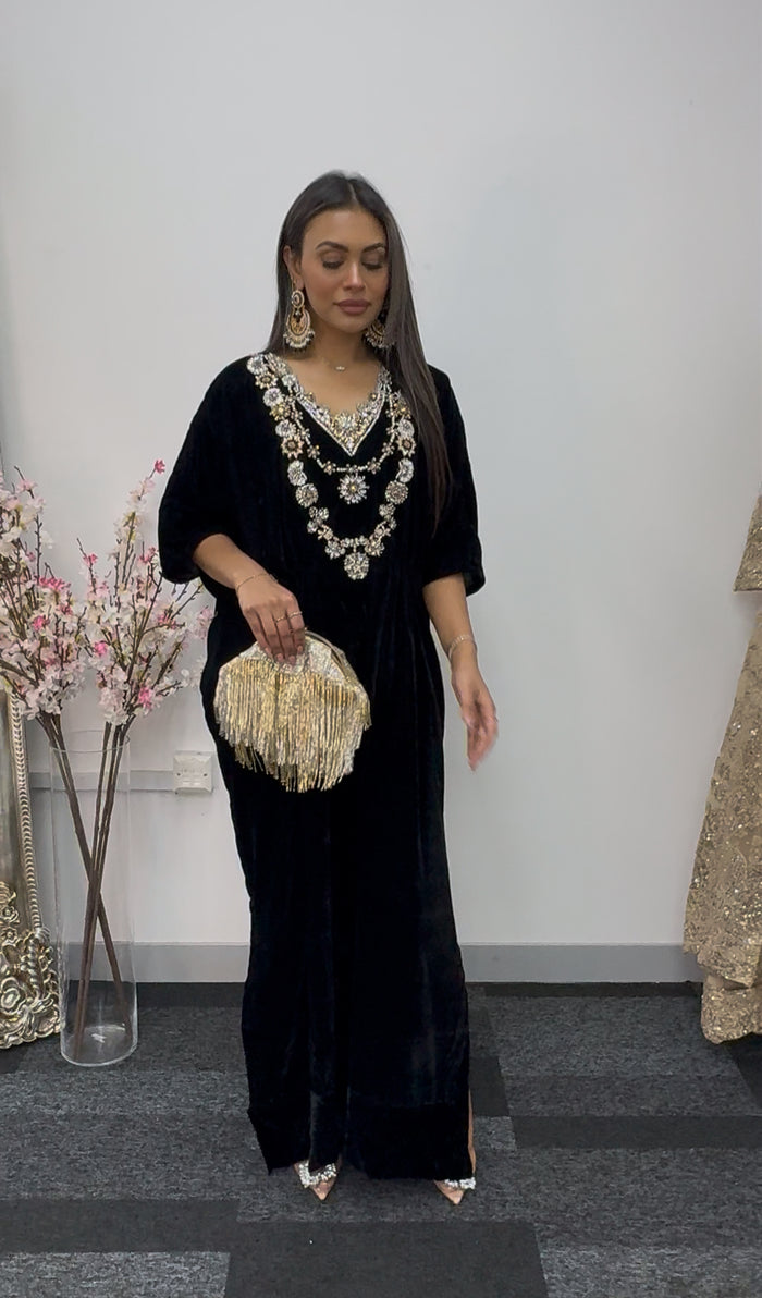 “Raat 2” Velvet Kaftaan - Black Kaftan - AC