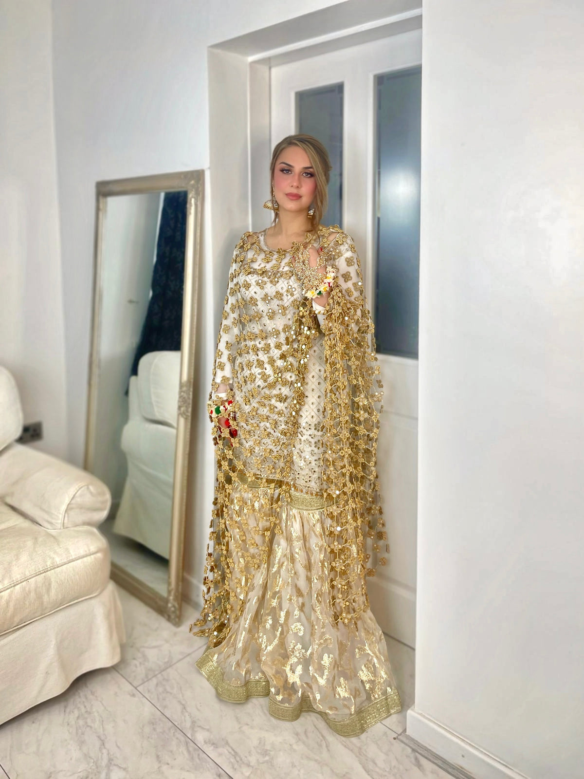 (Preorder 3/4weeks) BRIDAL- Posheeda Sheesh Dupatta - Poshida Mirror Dupata -