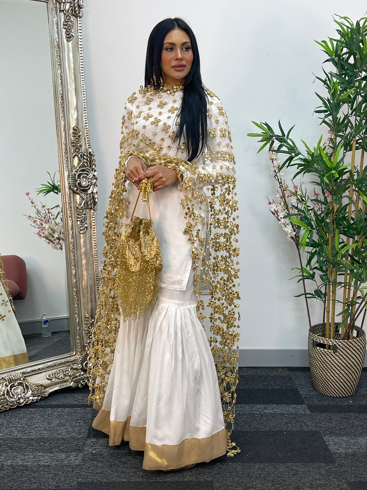 (Preorder 4-5 weeks)  Posheeda Sheesh Dupatta- GARARA SET - Poshida Mirror Dupata -B