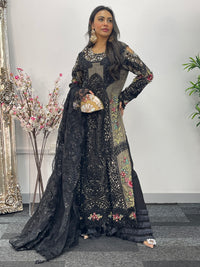 Nagin - Black - R