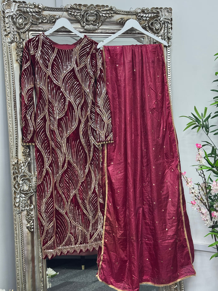 Pia - Cutdana Velvet- Maroon