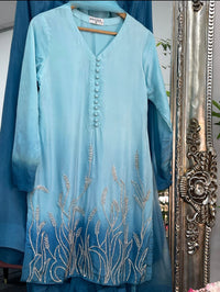 (Preorder 4 weeks) Rabia - Farshi