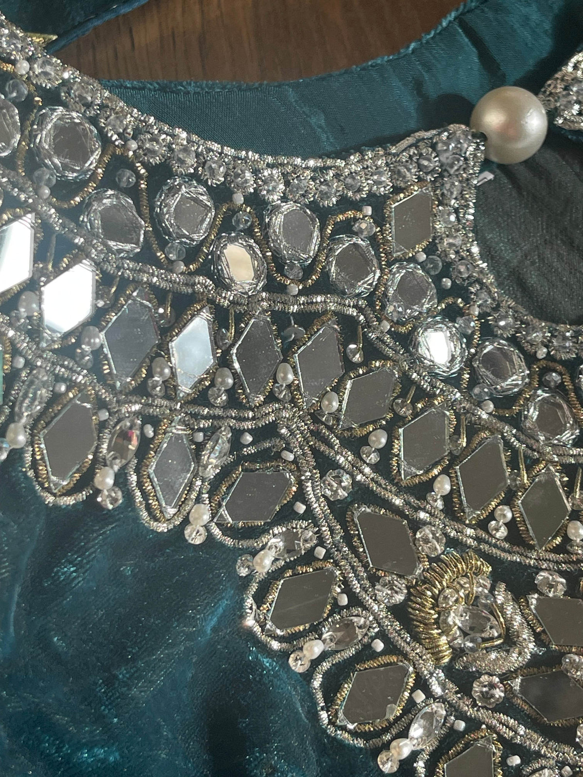 “Dil Ruba” Luxury Velvet Pret Outfit - Teal - Rang de Boutique