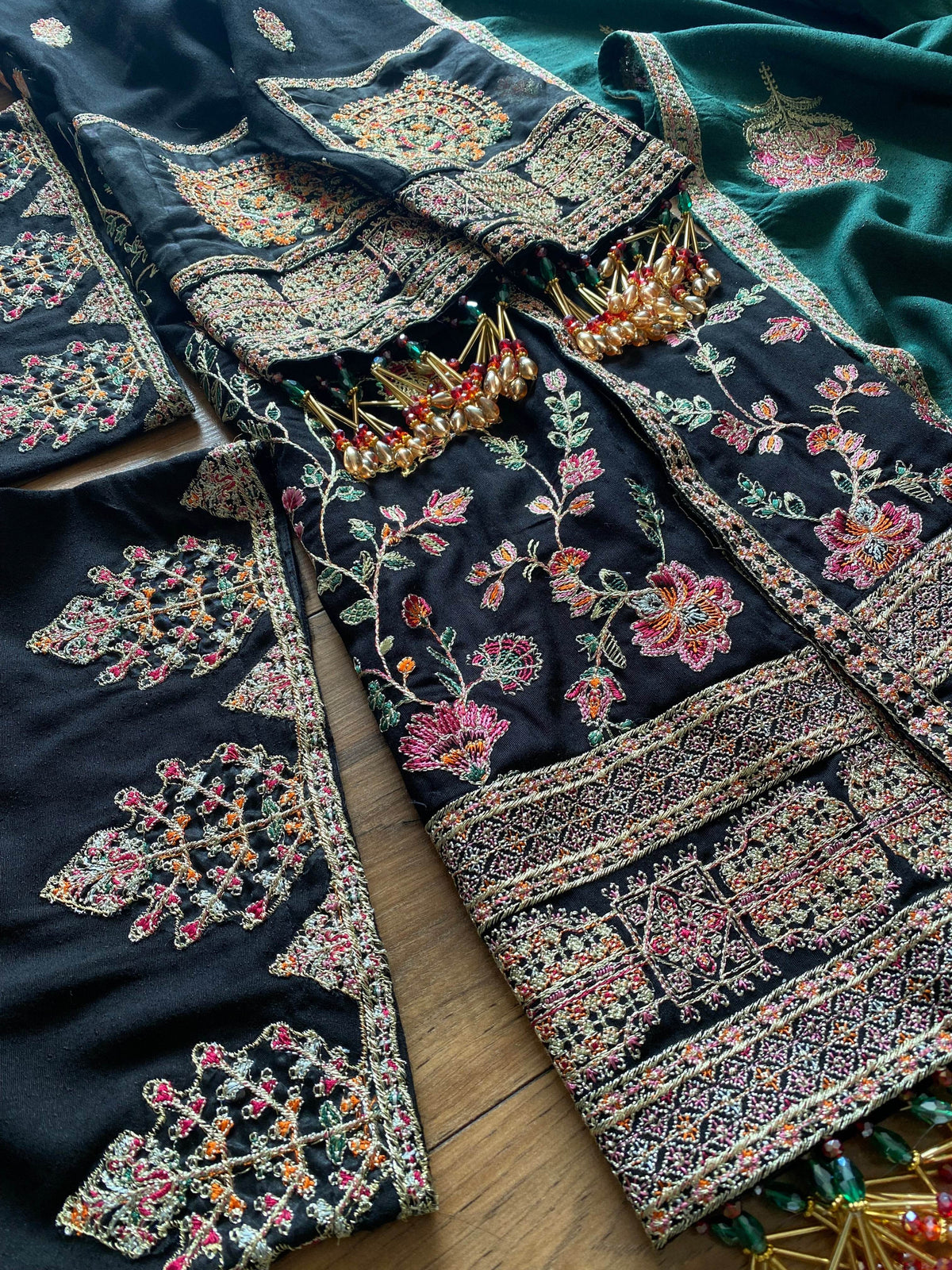 “Verde” Karandi Outfit - Winter - - Rang de Boutique