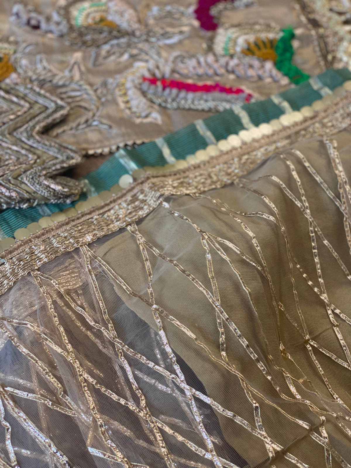 “Hara Dupatta” khudabaksh garara - Rang de Boutique