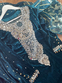 “Dil Ruba” Luxury Velvet Pret Outfit - Teal - Rang de Boutique