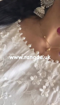 Pakiza White (preorder 4 weeks)