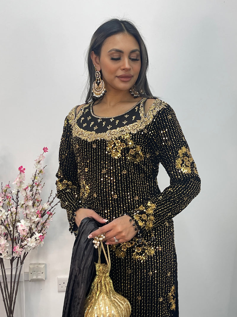 Dil Bahar - velvet  - Black