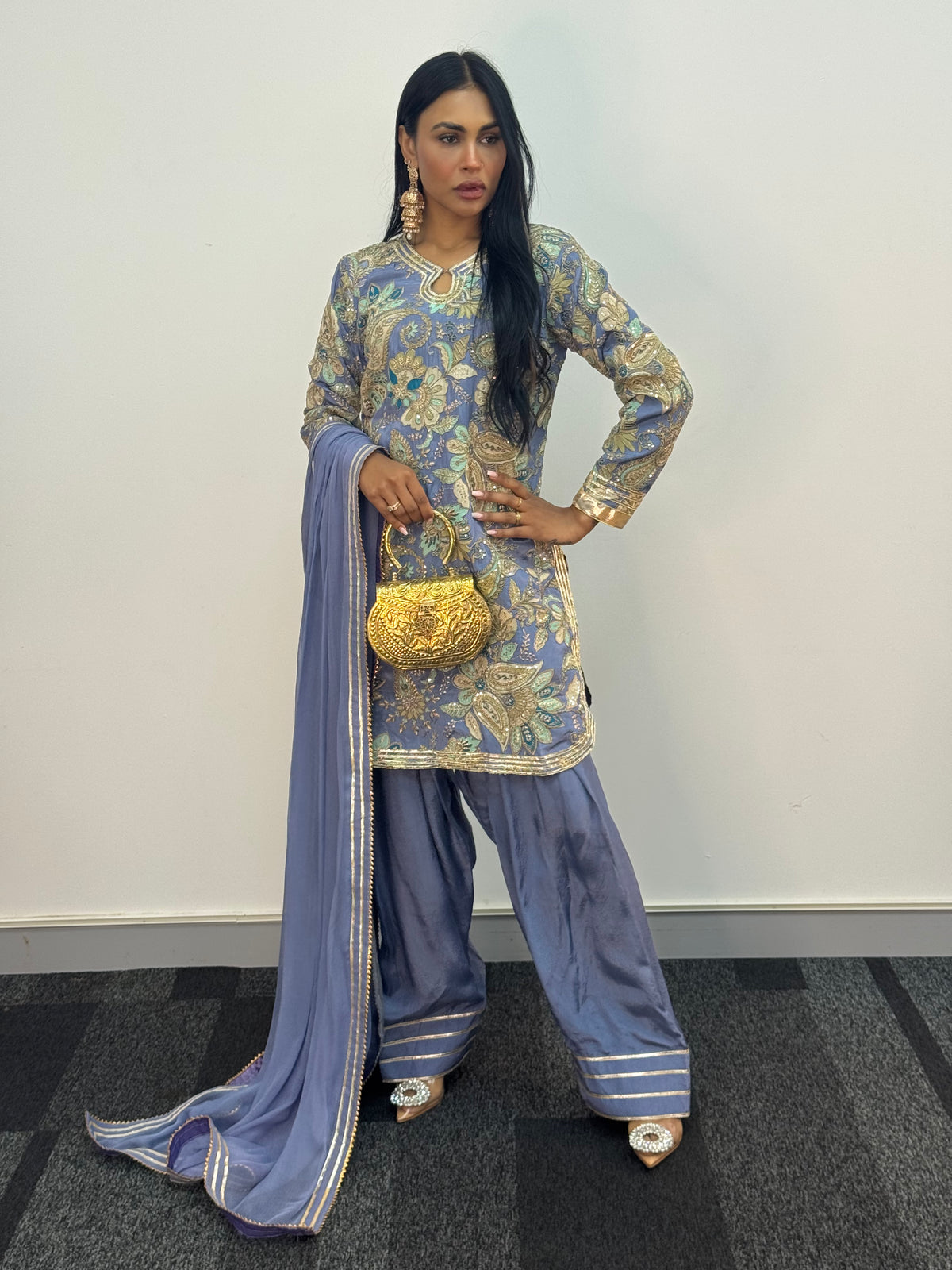 Armani Farshi - Blue