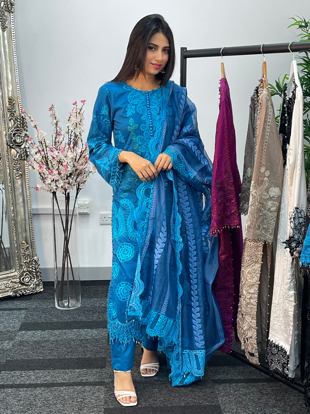 Maria B Inspired - Luxury Lawn 25 -