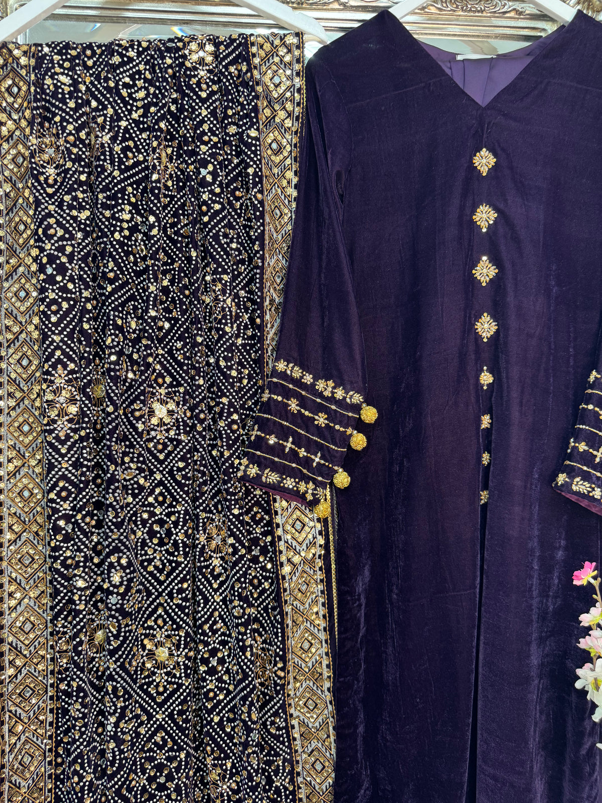 Komal - Velvet - Plum Purple