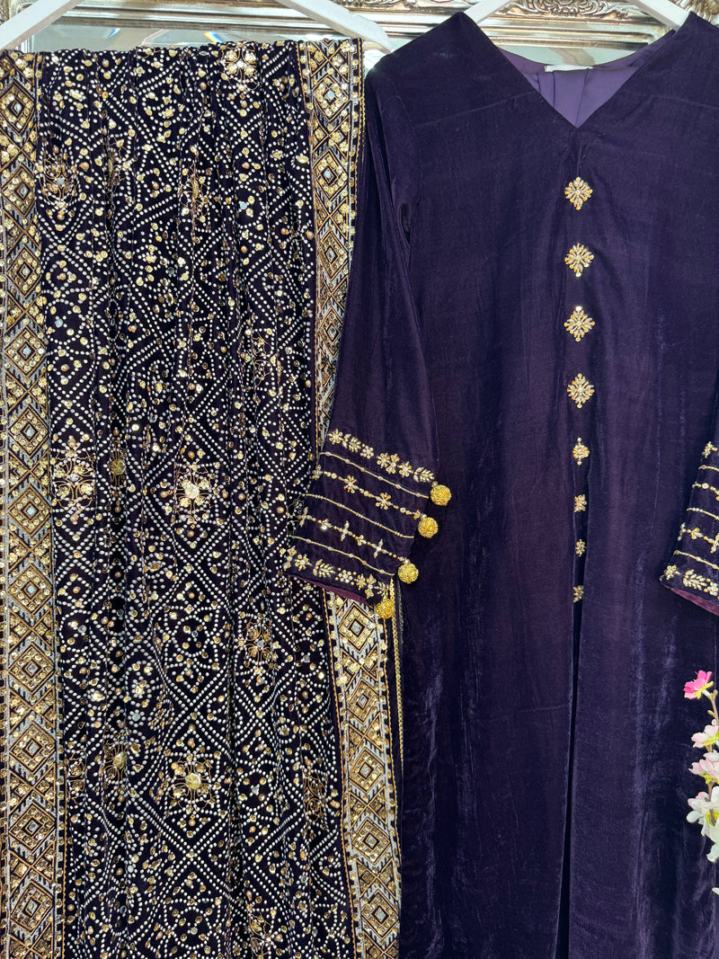 Komal - Velvet - Plum Purple