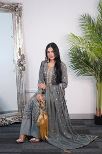 Noori - Gray