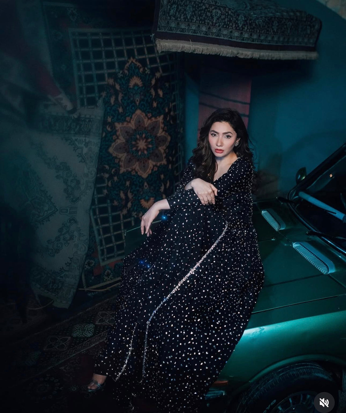 Mahira Khan - Khirad (pre-order 3 weeks)