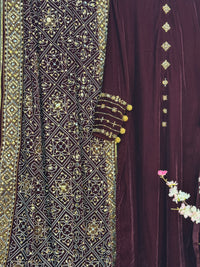 Komal - Velvet - Burgundy