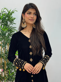 Komal - Velvet - Black