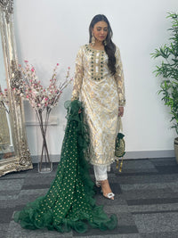 Laila- Banarasi