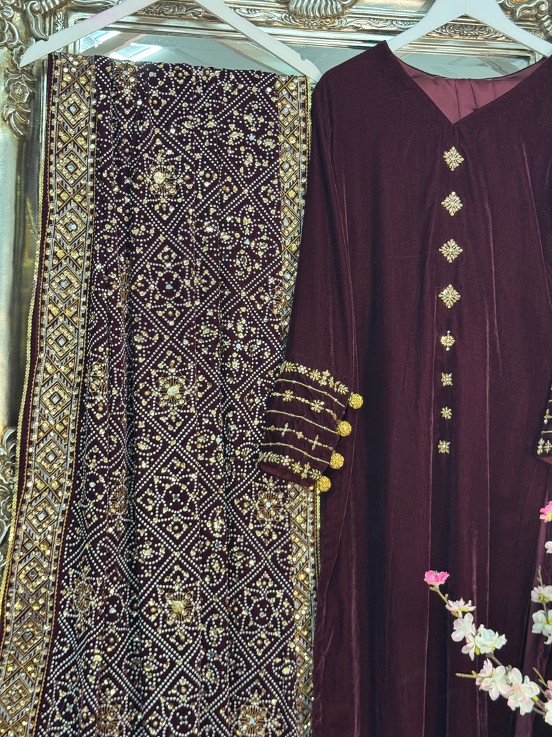 Komal - Velvet - Burgundy