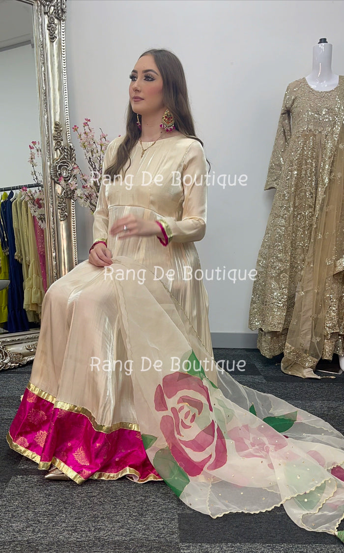 Noor bano - Gold Pishwas with Hand Painted Dupatta -