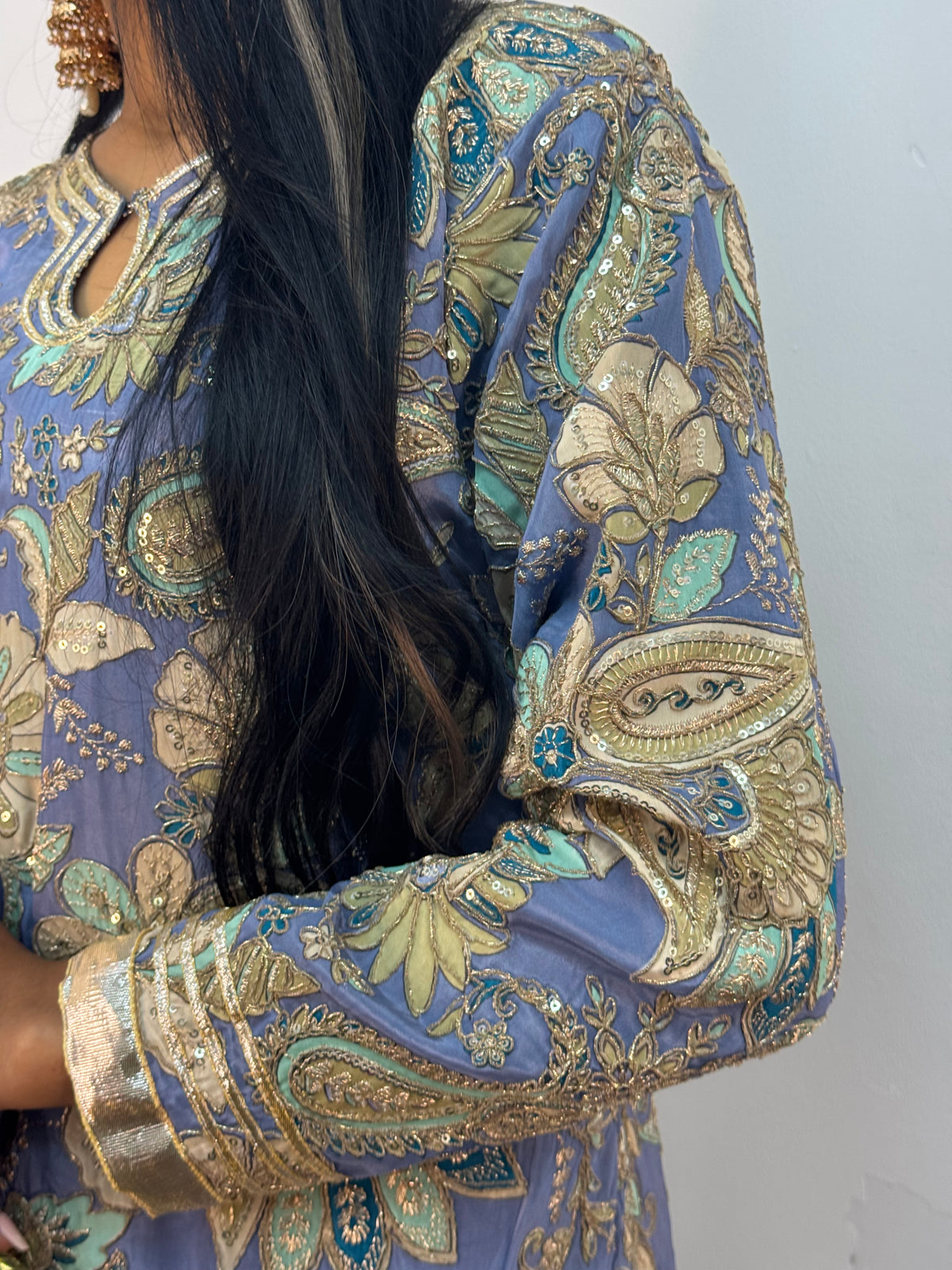 Armani Farshi - Blue