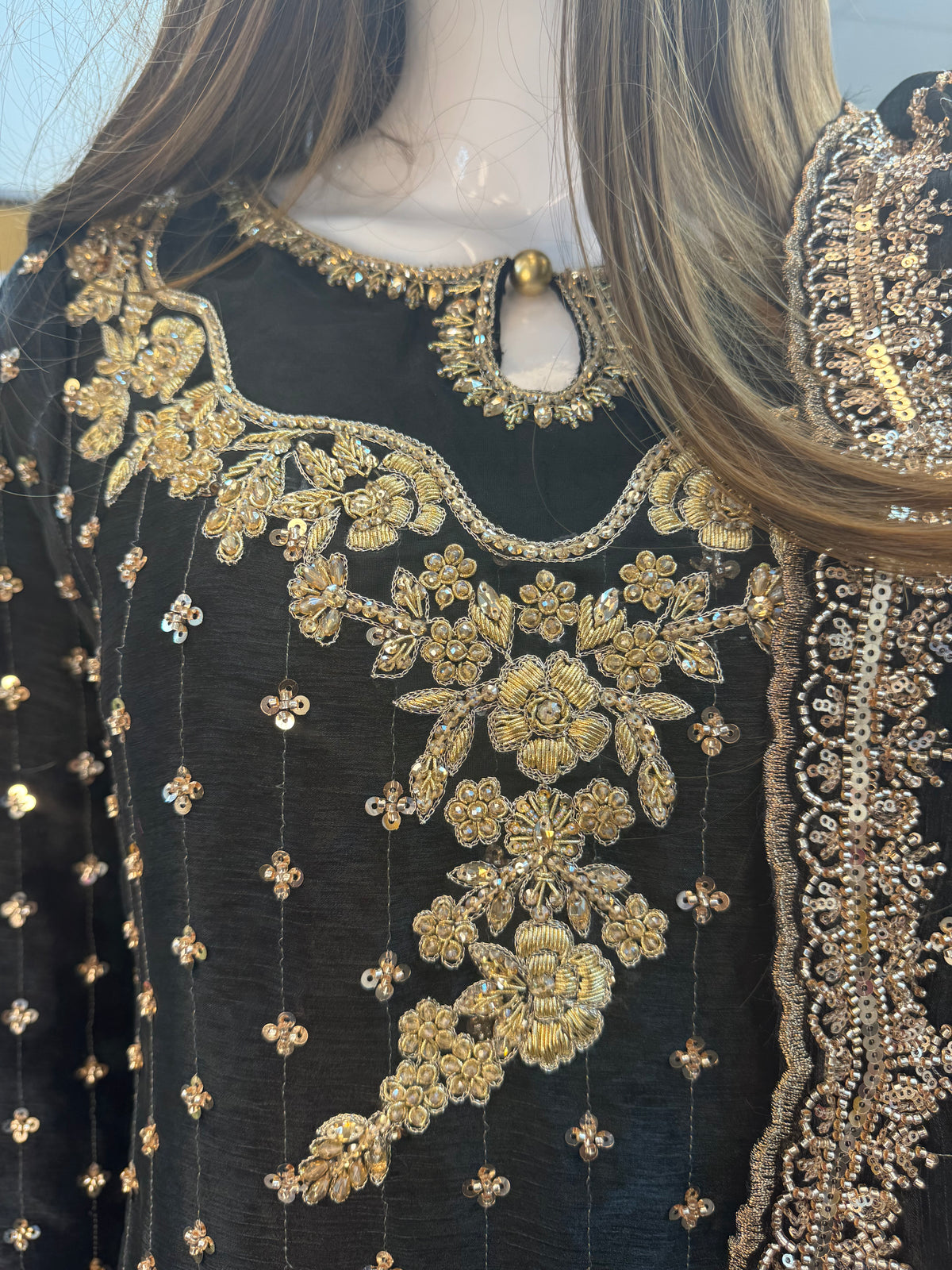 Parwana - Black- Cutdana