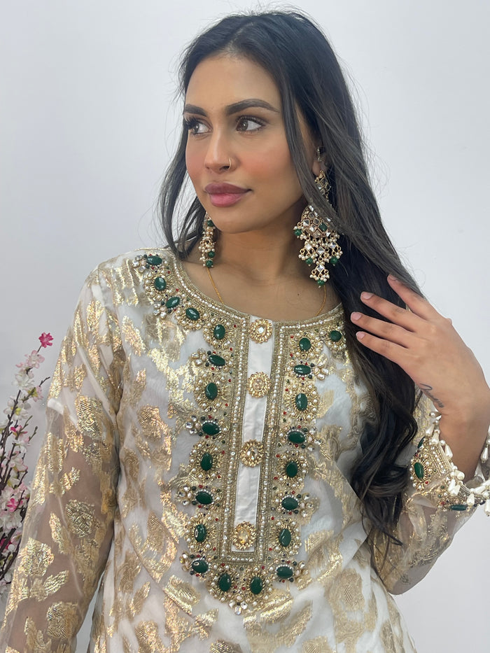 Laila- Banarasi