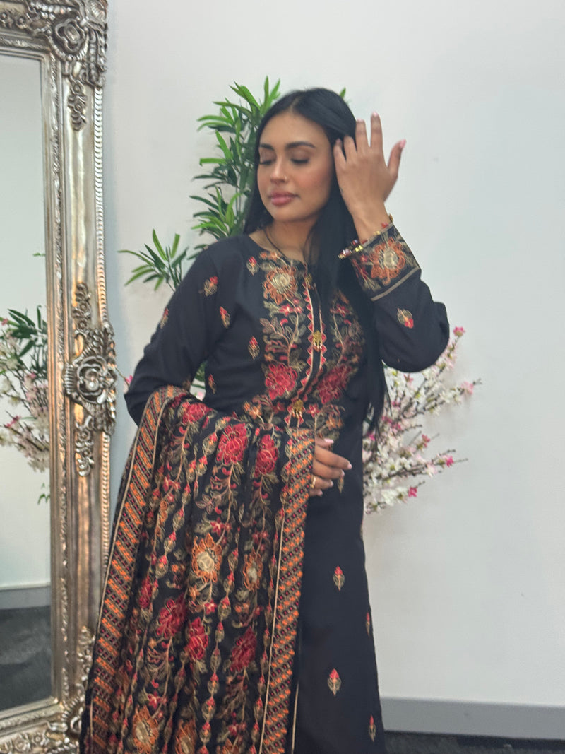 Black Multi Karandi -S
