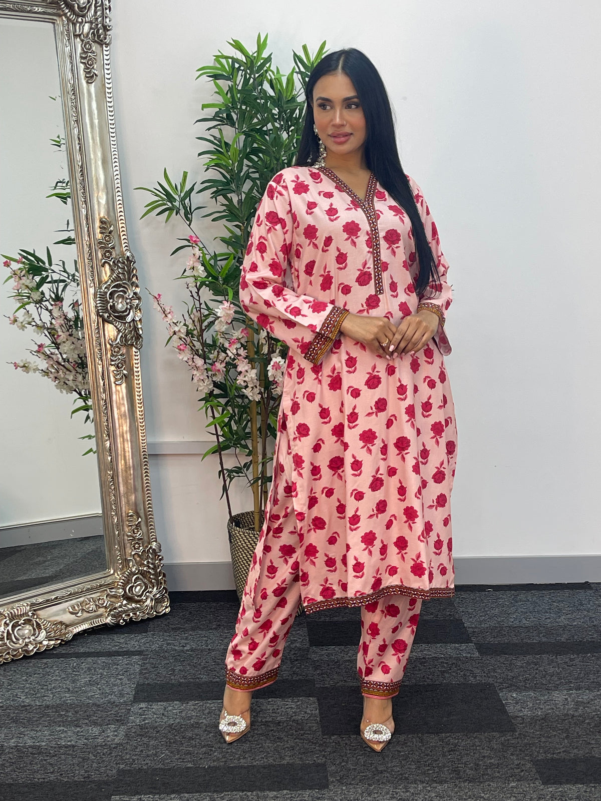 Daily Wear - 2pc Printed Linen - pink Roses