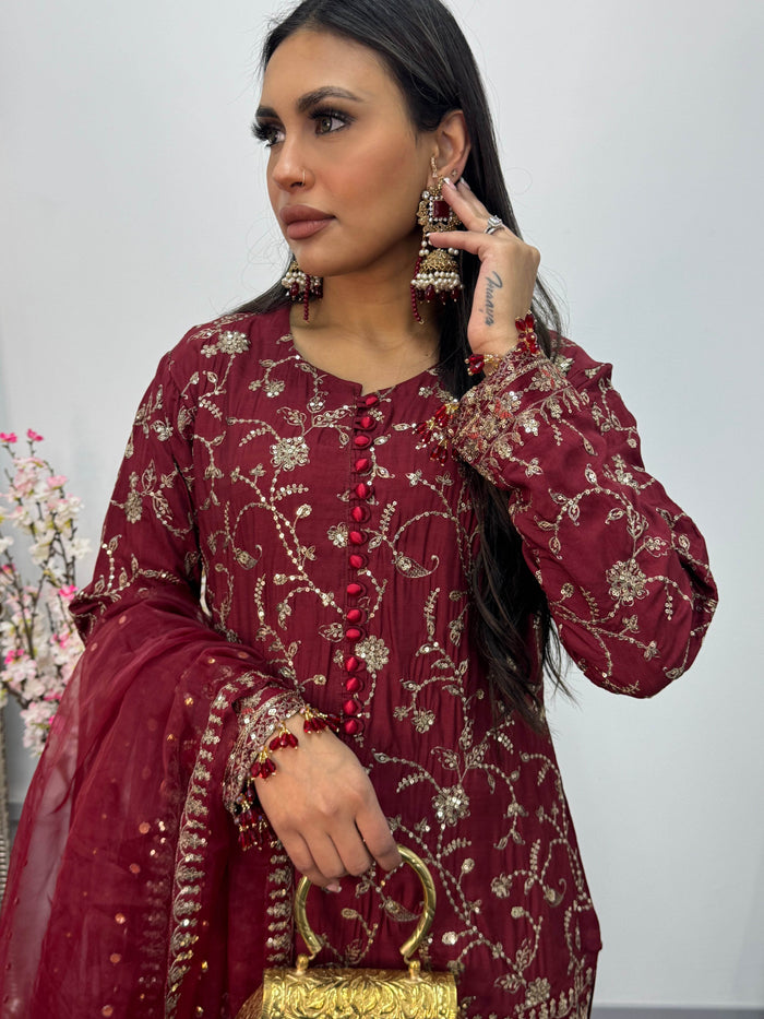 “Dulhan” - Maroon Garara - Rang de Boutique