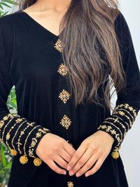 Komal - Velvet - Black