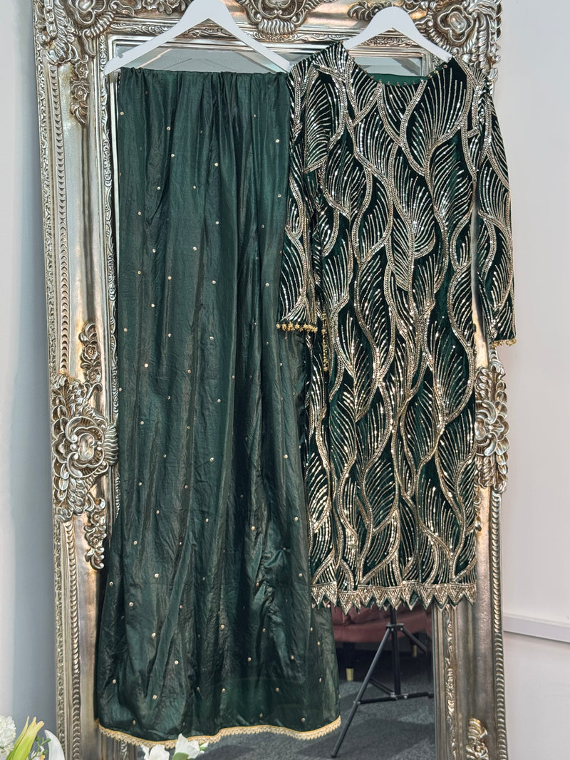 Pia - Cutdana Velvet- Green -