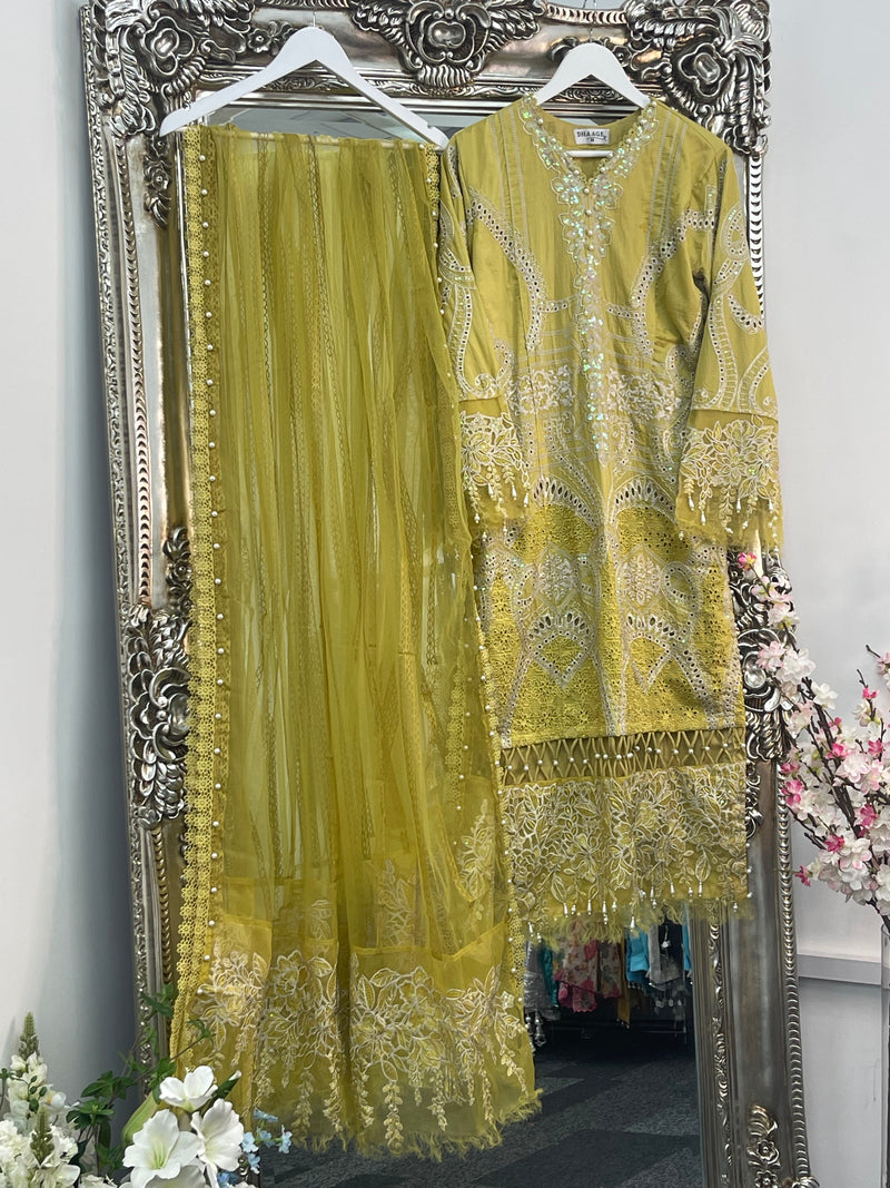 Maria B Inspired - Luxury Lawn 25 -