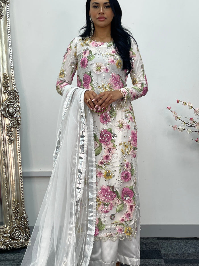 Kareena - cutdana - Karina - White - B