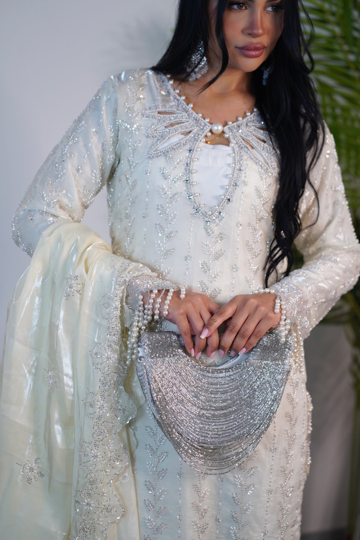 Choori - cutdana - ivory