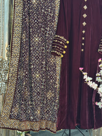 Komal - Velvet - Burgundy