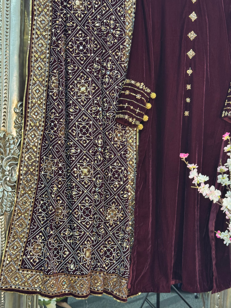 Komal - Velvet - Burgundy