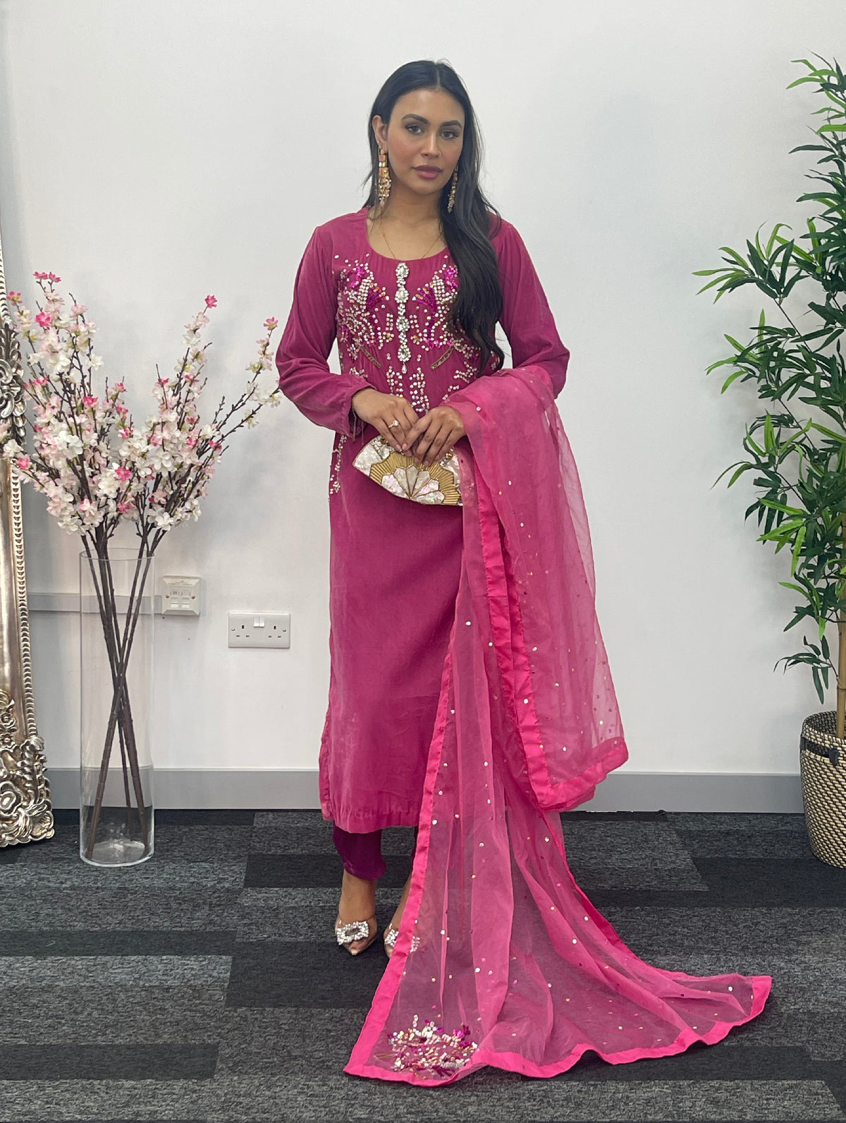 Sharbat - Hot Pink - Velvet