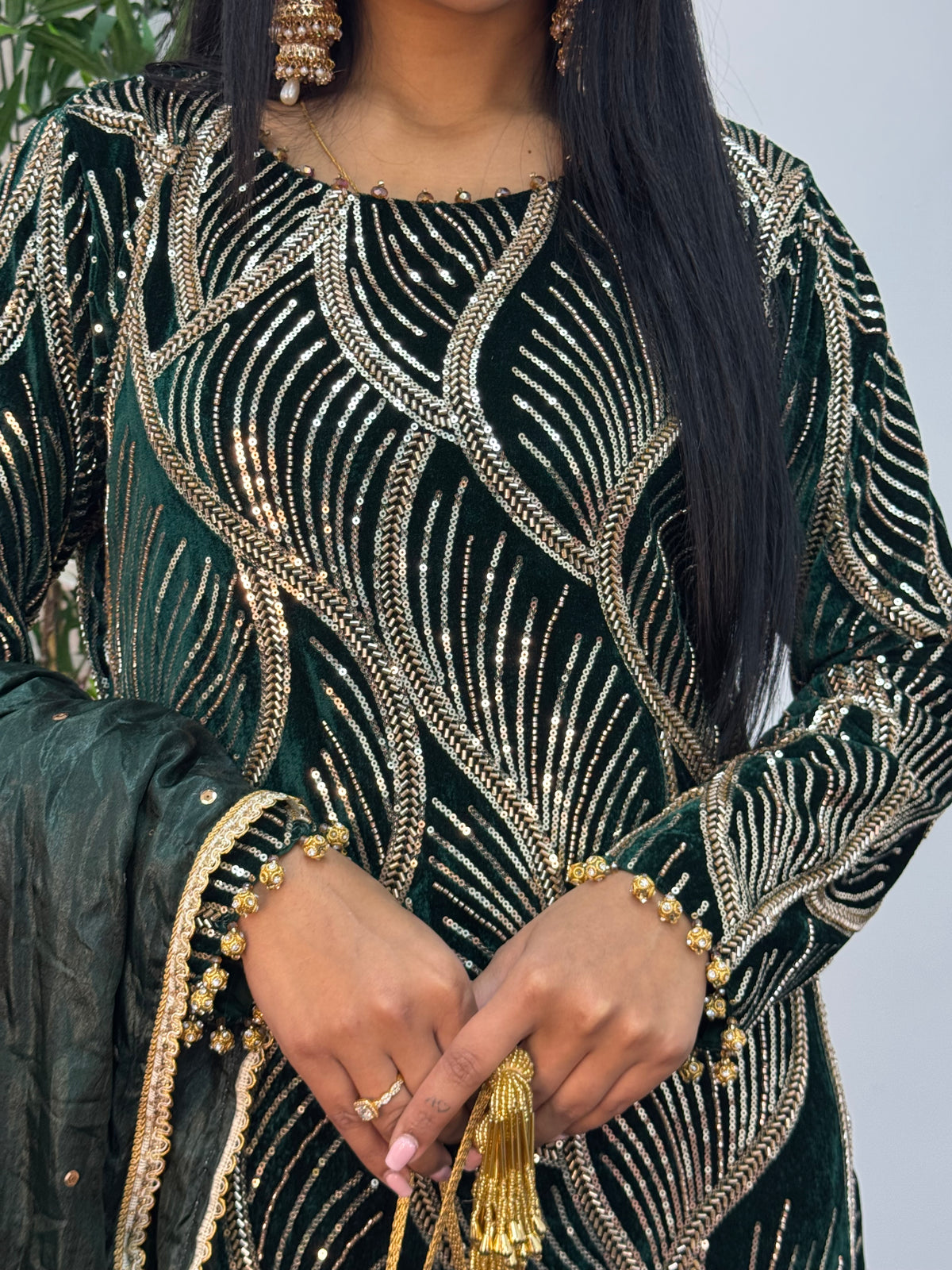 Pia - Cutdana Velvet- Green -